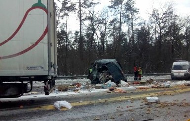 Пробка на въезде в Киев: на Бориспольской трассе произошло ДТП