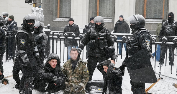 Итоги штурма городка под Радой: четыре протокола на женщин и одна 