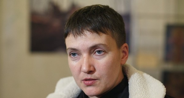 Савченко в Раду пришла с гранатой?