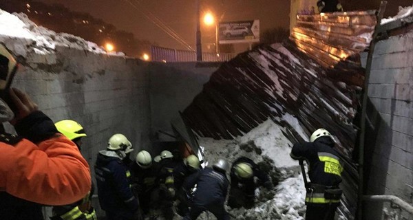 В Днепре обвалилась часть подземного перехода