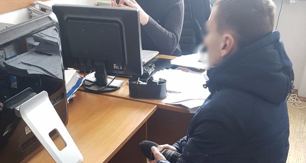 Полиция поймала киевлянина, который публиковал эротику на сайте Минобразования