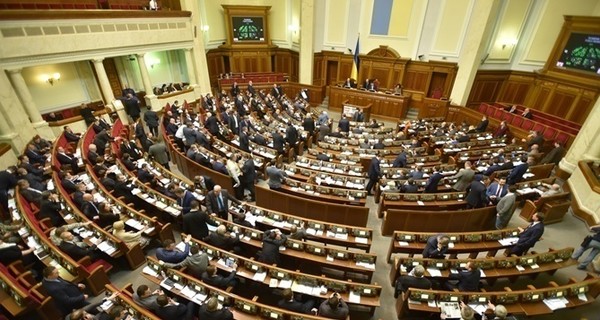 Рада рассмотрит отмену е-деклараций для антикоррупционеров