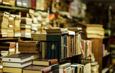 В Украину с начала года разрешили ввозить 4,4 тысячи российских книг, запретили - 45