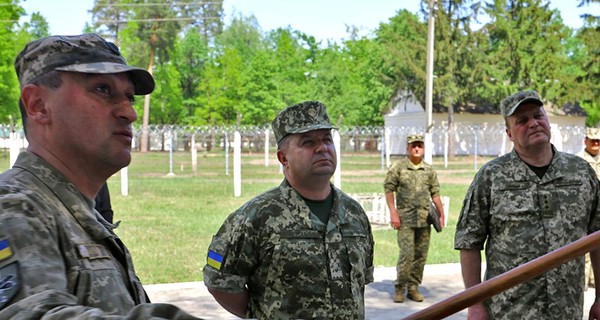 В Украине построят 15 хранилищ для боеприпасов