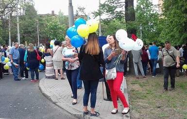 9 мая в Днепре: рекордное количество полиции и тщательные досмотры горожан