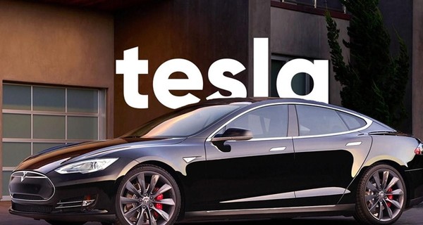 Tesla выпустит автомобиль с двумя двигателями