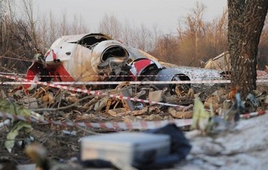 На месте крушения самолета Качиньского нашли следы взрывчатки