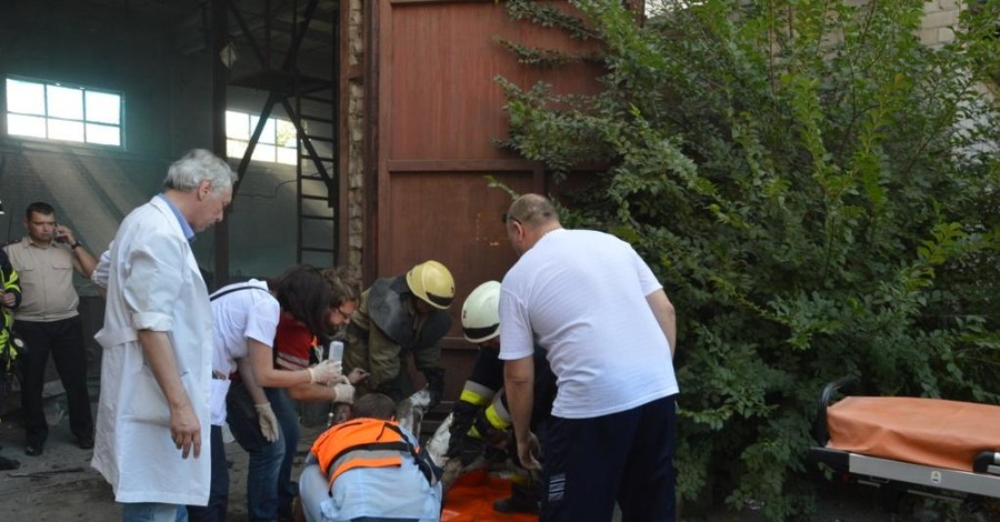 В Днепре произошел взрыв  на предприятии, погибли два человека