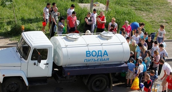 Запасов жидкого хлора для очищения воды в Киеве хватит на месяц