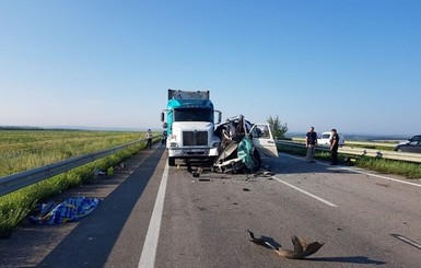 9 пострадавших в ДТП в Николаевской области граждан Беларуси выехали на родину