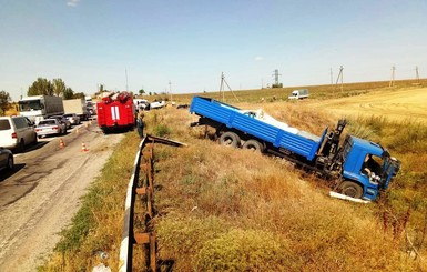 Суд арестовал на 2 месяца водителя КамАЗа, устроившего смертельное ДТП под Запорожьем