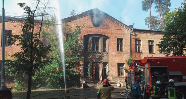 В Киеве на День Независимости загорелась типография