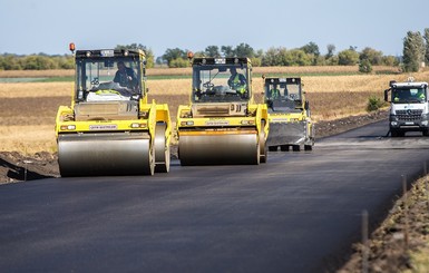 Ремонт километра дороги в Украине стоит 10 миллионов гривен