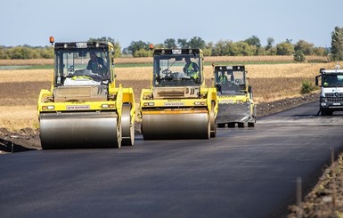 Омелян назвал стоимость проезда на будущих платных автобанах в Украине: от 20 до 70 евроцентов за километр