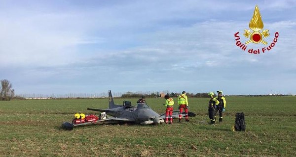 В Венеции разбился легкий самолет, никто не выжил