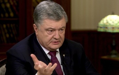 Порошенко заверил, что не сможет продлить Военное положение без Рады