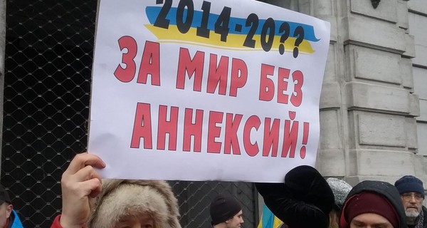 В Питере 50 человек протестовали против агрессии России