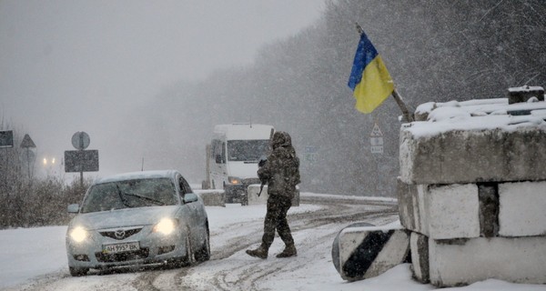 Что изменилось в Украине за неделю военного положения: резервные сборы и запрет на алкоголь