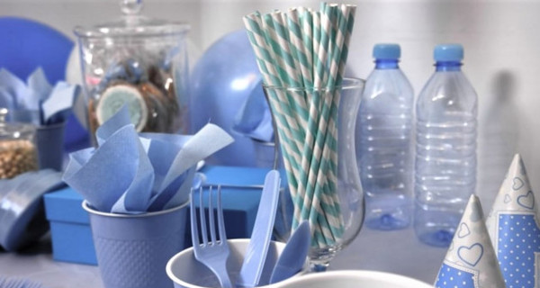 Евросоюз запретит пластиковую посуду