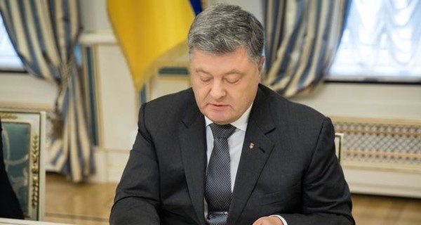 Порошенко помиловал иранца, которого обменяли на украинского моряка