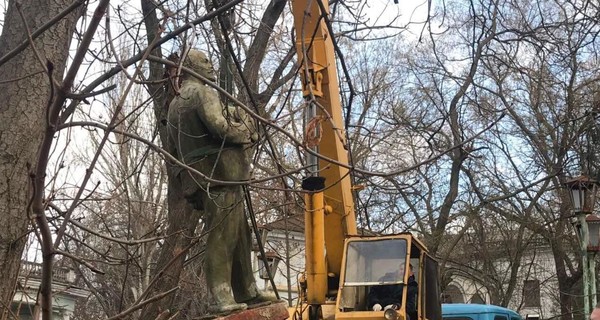 Последнего николаевского Ленина демонтировали из-за 