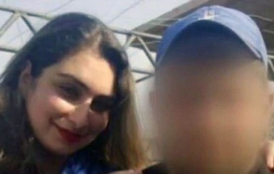 14-летнюю австралийку увезли на 