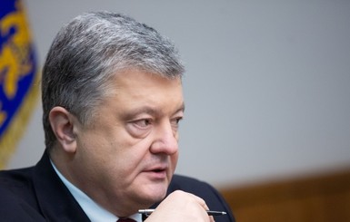 Порошенко подписал закон о запрете россиянам наблюдать за выборами в Украине