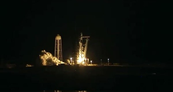 SpaceX успешно запустила космический корабль Crew Dragon