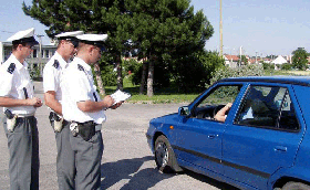 Таможенники помогут автомобилистам 