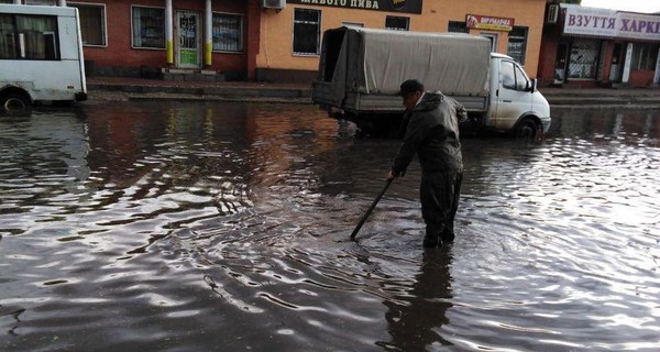 Кропивницкий затопило после ночной грозы