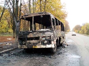 В Донецке загорелся пассажирский автобус 