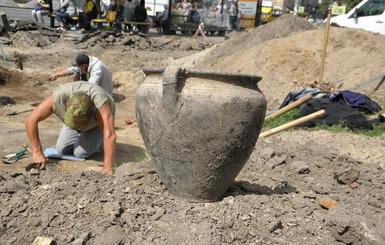 В центре Чернигова нашли захоронение ребенка из Киевской Руси