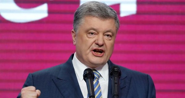 Порошенко рассказал о своих ошибках, бывших союзниках и скандальных назначениях