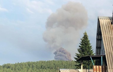 Под Ачинском из-за подрыва снарядов в воинской части люди массово покидают населенные пункты