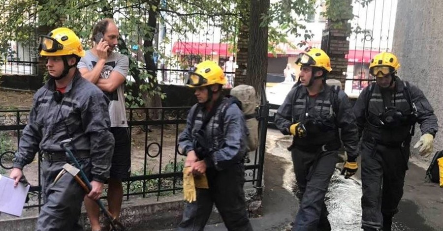 В Киеве из-за разбитого градусника вызывали спасателей