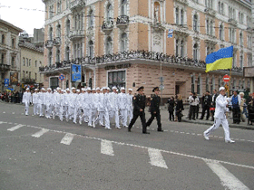 Во Львове почтили героев 