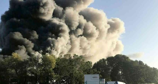 При взрыве в аэропорту австрийского Линца пострадали девять человек