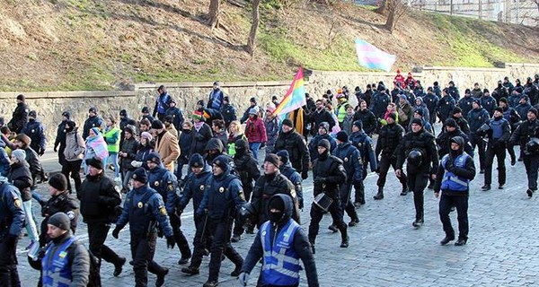 В Киеве на "Транс-марше" полиция задержала 6 агрессоров