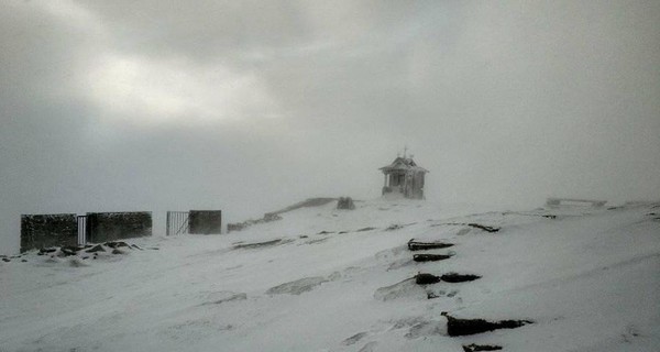 Украинцев 30 декабря ждет гололедица, а далее - потепление