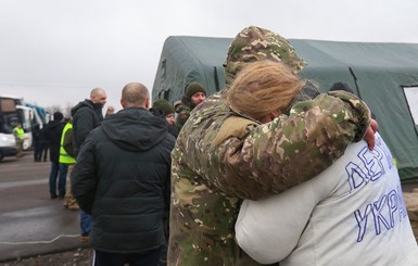 Большой обмен пленными: кого вернули домой, а кого пришлось отдать 