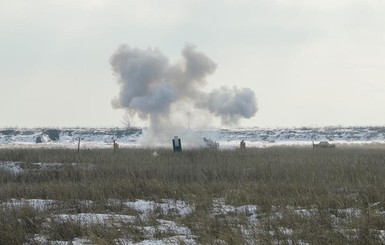 В ООС заявили об атаке в Донбассе: один военный погиб, 4 - ранены