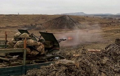 В НАТО обеспокоены боями возле Золотого