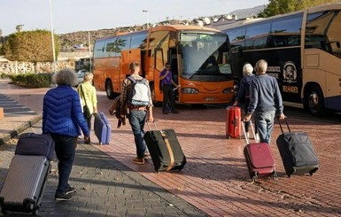 Заробитчане в Польше: работать тяжело, но возвращаться не планируют