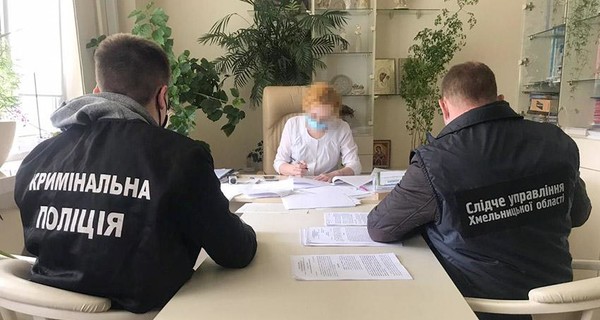 В Хмельницком врача подозревают в продаже новорожденной девочки