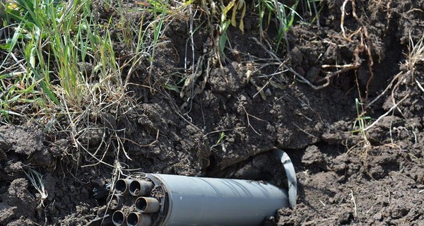 В Донбассе под огнем погиб военный, еще 2 - ранены