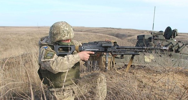 На Донбассе враг продолжает нарушать режим 