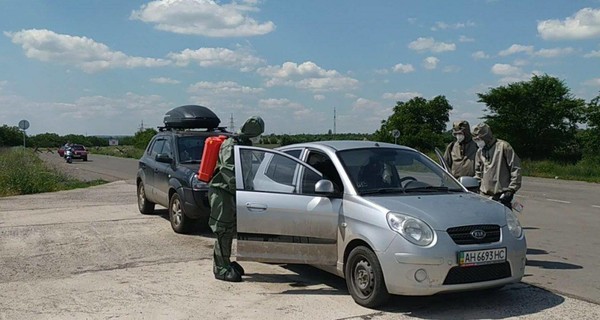 Блокпосты Донбасса: с мирной территории в Донецк вернулись не все