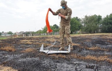 В Донбассе погиб украинский военный, еще трое ранены