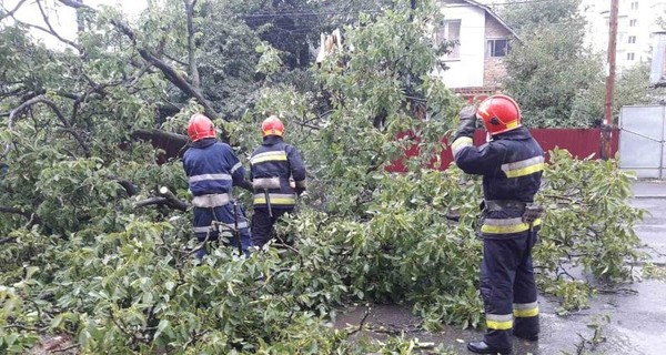 От непогоды пострадали четыре области Украины