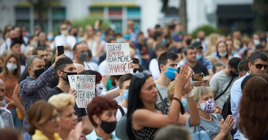 Жители Прикарпатья: Если ужесточат карантин - будем принимать туристов подпольно